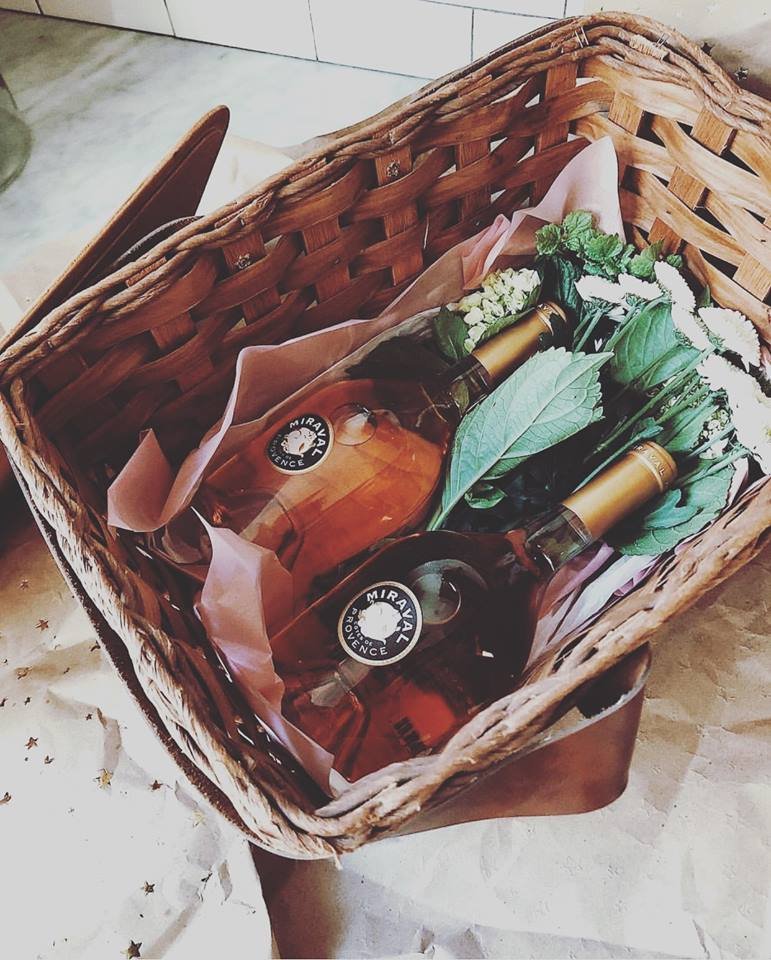 Ο ροζέ... χρυσός των Brangelina στη Γαλλία -Θησαυρός το κρασί που βγάζουν [εικόνες] | iefimerida.gr 4