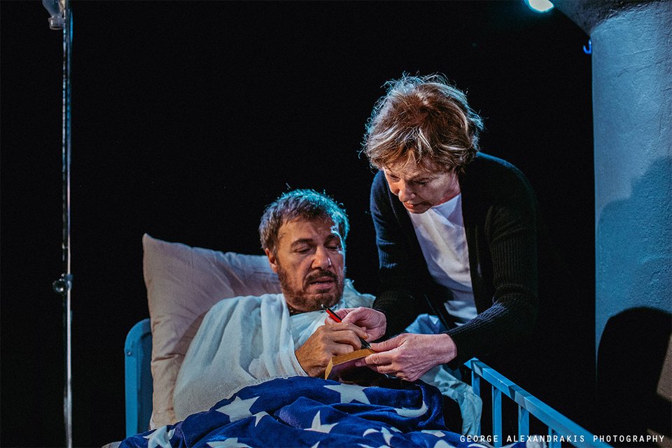 Ο Λάζαρος Γεωργακόπουλος στο iefimerida -Για το Misery και τον εμβληματικό ήρωα του Στίβεν Κινγκ | iefimerida.gr 1