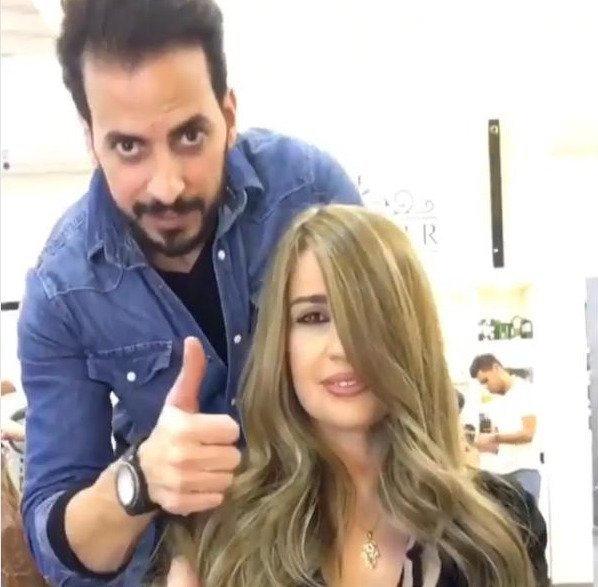 Κομμωτής βάφει τα μαλλιά γυναίκας με... Nutella και το αποτέλεσμα είναι εντυπωσιακό [βίντεο] | iefimerida.gr 0