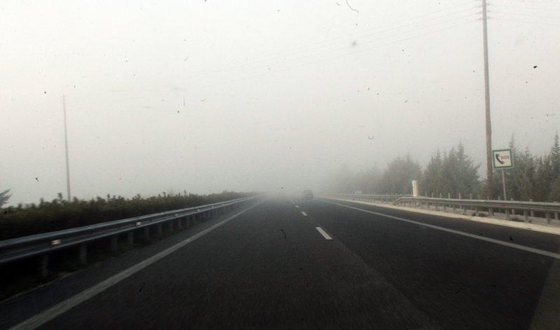 Ομίχλη σκέπασε την εθνική οδό Κορίνθου-Τριπόλεως [εικόνες] | iefimerida.gr 3