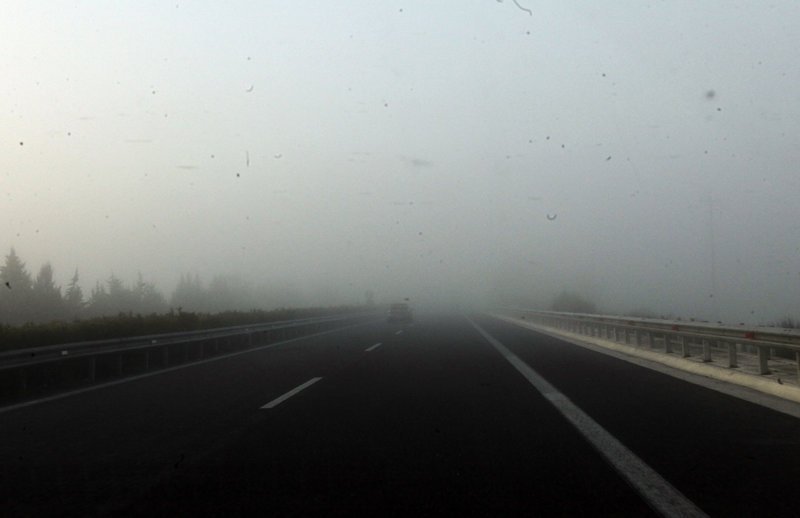 Ομίχλη σκέπασε την εθνική οδό Κορίνθου-Τριπόλεως [εικόνες] | iefimerida.gr 6