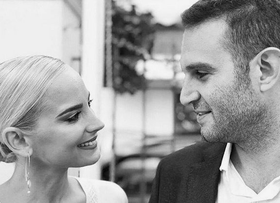 Η Αννη Πανταζή μιλά για πρώτη φορά για τον σύζυγό της- Η ρομαντική πρόταση γάμου και ο έρωτας με την πρώτη ματιά [εικόνες] | iefimerida.gr 3