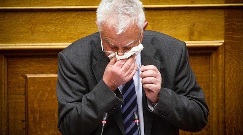 Δάκρυσε ο Πικραμμένος -«Μυθιστορηματικές οι κατηγορίες» [βίντεο] | iefimerida.gr 0