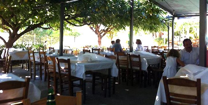 Τσικνοπέμπτη: Οι 10 ταβέρνες με τα καλύτερα παϊδάκια και μπριζολάκια της Αθήνας [εικόνες] | iefimerida.gr 6