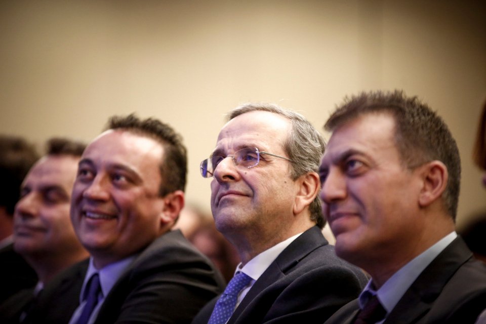 Η κοσμοσυρροή στην κοπή πίτας του Αδωνι Γεωργιάδη [εικόνες] | iefimerida.gr 1