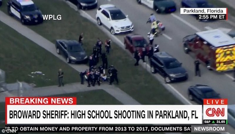 Πυροβολισμοί σε σχολείο της Φλόριντα -17 νεκροί [εικόνες &amp; βίντεο] | iefimerida.gr 3