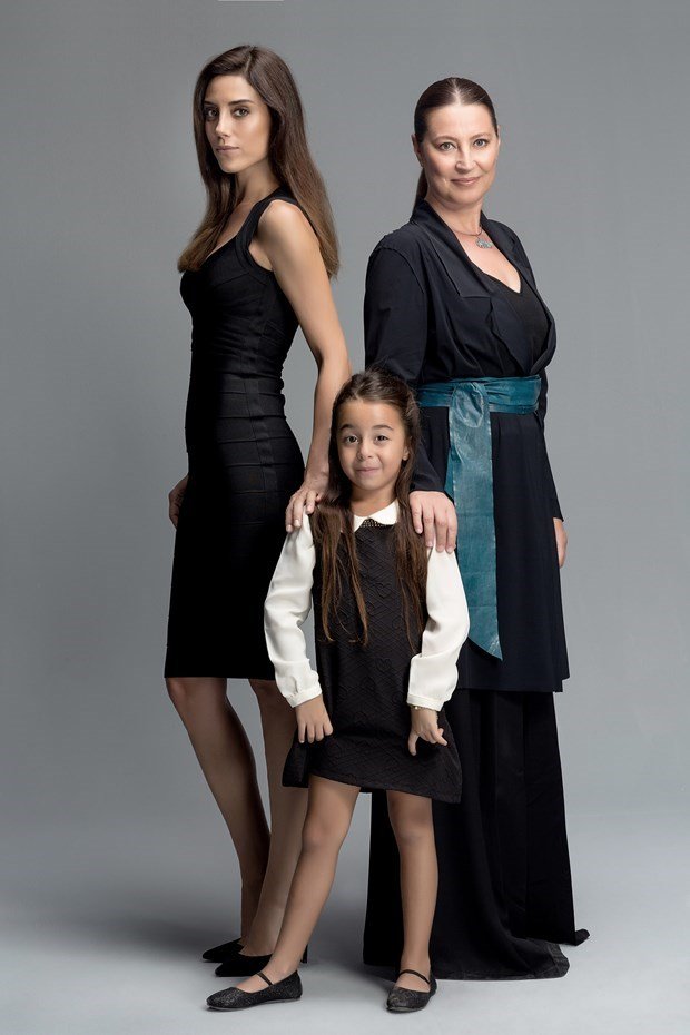 Μελέκ ή Τουρνά: Ποια είναι η 9χρονη πρωταγωνίστρια του Anne -Το παιδί-θαύμα που παίζει σαν φτασμένη ηθοποιός [εικόνες] | iefimerida.gr 0