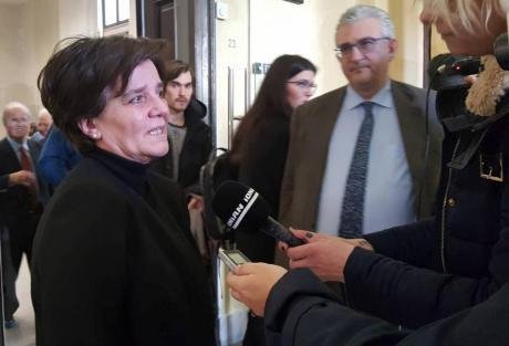 Πάτρα: Ξεσπά η μητέρα της 28χρονης που πνίγηκε στην πισίνα -«Δεν την σεβάστηκαν ούτε στον θάνατο» | iefimerida.gr 1