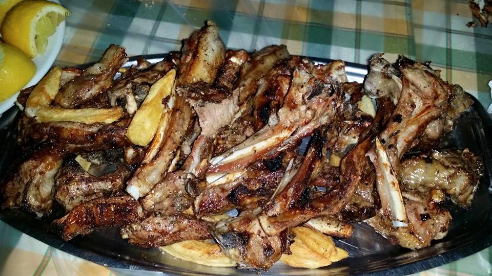 Τσικνοπέμπτη: Οι 10 ταβέρνες με τα καλύτερα παϊδάκια και μπριζολάκια της Αθήνας [εικόνες] | iefimerida.gr 9