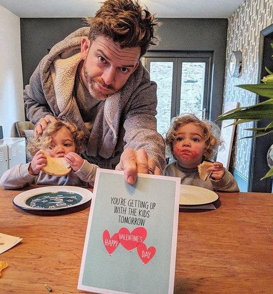 Πώς είναι η ζωή ενός πατέρα με 4 κόρες -Viral οι αναρτήσεις ενός κουρασμένου γονιού [εικόνες]   | iefimerida.gr 5