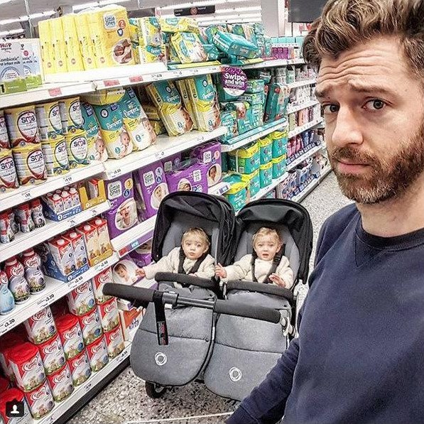 Πώς είναι η ζωή ενός πατέρα με 4 κόρες -Viral οι αναρτήσεις ενός κουρασμένου γονιού [εικόνες]   | iefimerida.gr 1