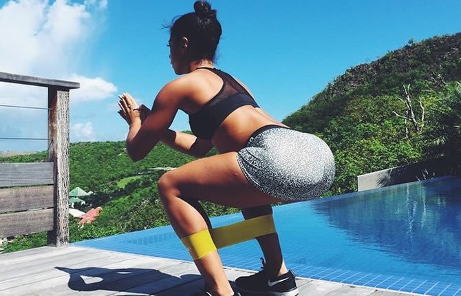 Καθίσματα, μια άσκηση που κάνει για όλες τις γυναίκες [βίντεο] | iefimerida.gr 2