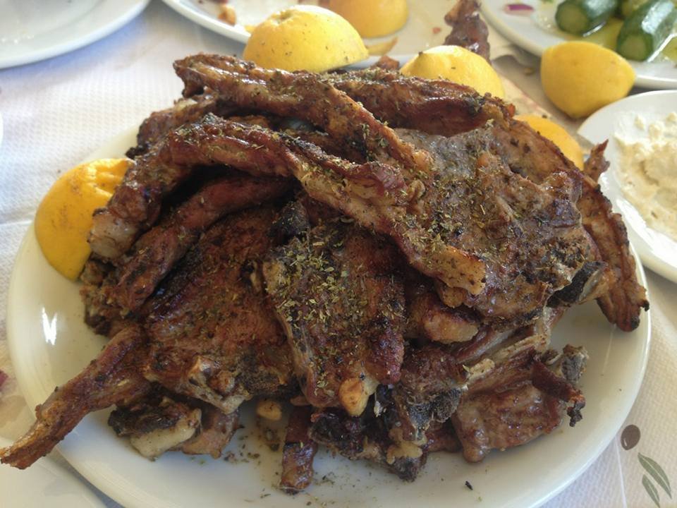 Τσικνοπέμπτη: Οι 10 ταβέρνες με τα καλύτερα παϊδάκια και μπριζολάκια της Αθήνας [εικόνες] | iefimerida.gr 2