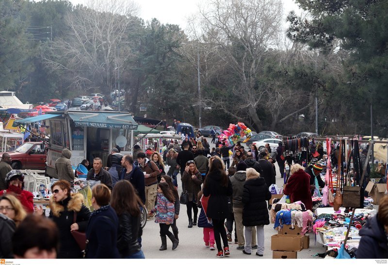 Με χαρταετούς, φασολάδα και ζουρνάδες γιόρτασαν τα Κούλουμα οι Θεσσαλονικείς [εικόνες & βίντεο] | iefimerida.gr 1