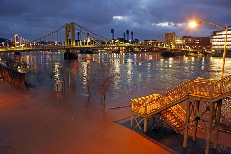 ΗΠΑ: Σφοδρές καταιγίδες πλήττουν τις μεσοδυτικές πολιτείες -4 νεκροί [εικόνες] | iefimerida.gr 1