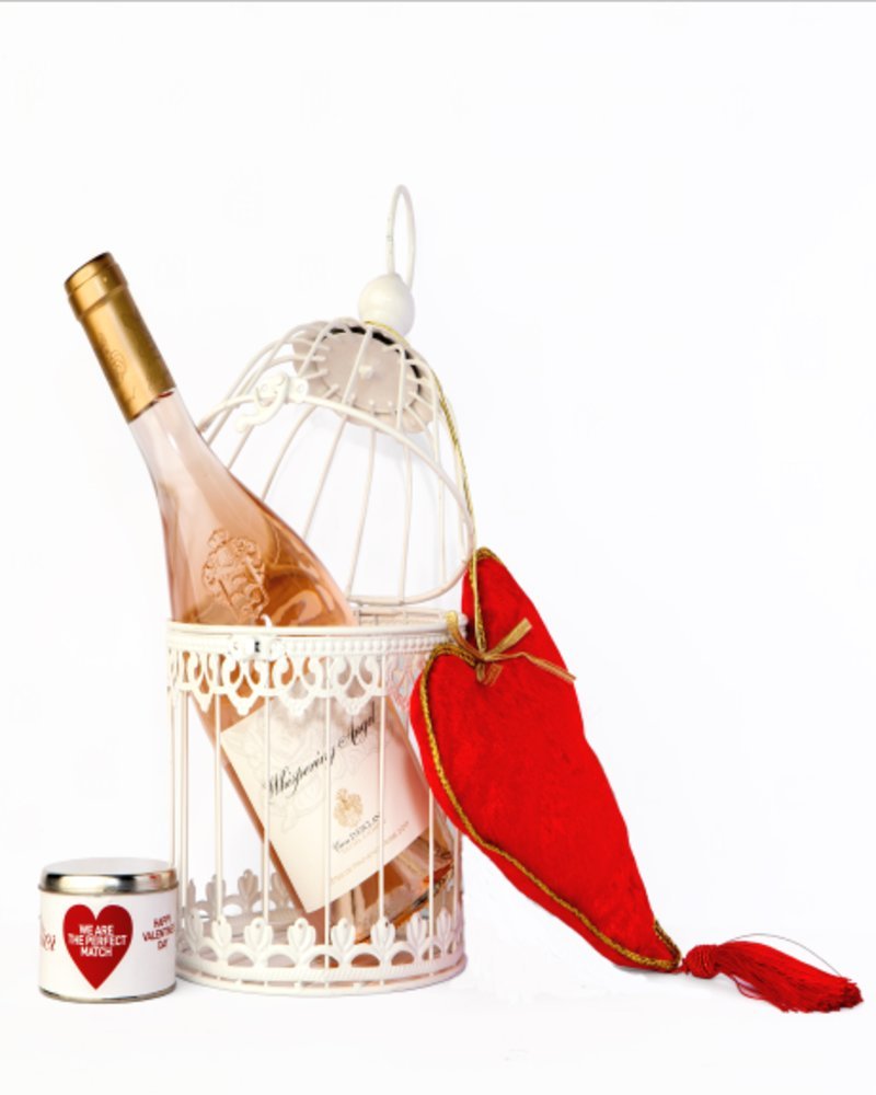 Τα Cellier γιορτάζουν και φέτος τον Αγιο Βαλεντίνο με σύνθημα «We are the perfect match» [εικόνες] | iefimerida.gr 4