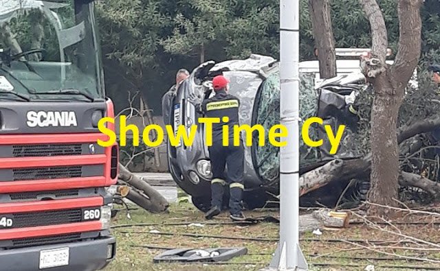 Βίντεο-ντοκουμέντο λίγο πριν το τροχαίο με τον Ηλία Βρεττό -Αυτό είναι το βαν που τους έκλεισε [βίντεο] | iefimerida.gr 0