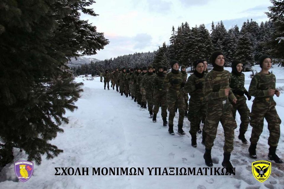 Δύναμη πυρός στα χιόνια οι Ενοπλες Δυνάμεις -Ελεύθεροι σκοπευτές και καταδρομείς σκιέρ [εικόνες] | iefimerida.gr 13