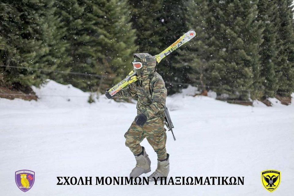 Δύναμη πυρός στα χιόνια οι Ενοπλες Δυνάμεις -Ελεύθεροι σκοπευτές και καταδρομείς σκιέρ [εικόνες] | iefimerida.gr 17