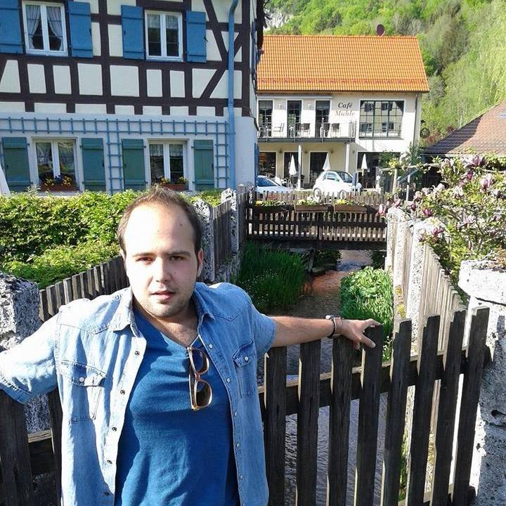 Ο γιος του «Θανάση Μπαλαφούτη» από την «Πολυκατοικία» είναι πραγματικά αγνώριστος -Εχασε 50 κιλά, ωρίμασε [εικόνες] | iefimerida.gr 2