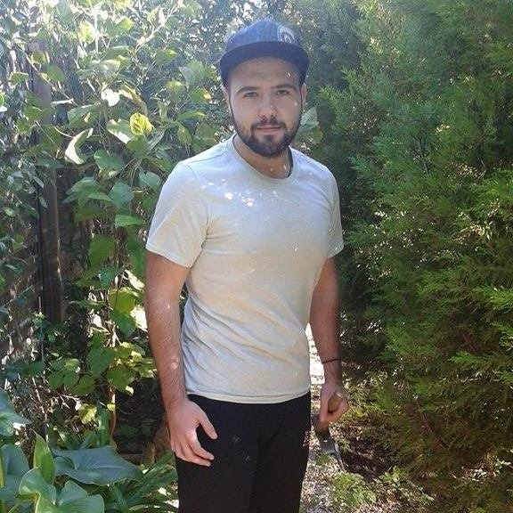 Ο γιος του «Θανάση Μπαλαφούτη» από την «Πολυκατοικία» είναι πραγματικά αγνώριστος -Εχασε 50 κιλά, ωρίμασε [εικόνες] | iefimerida.gr 5