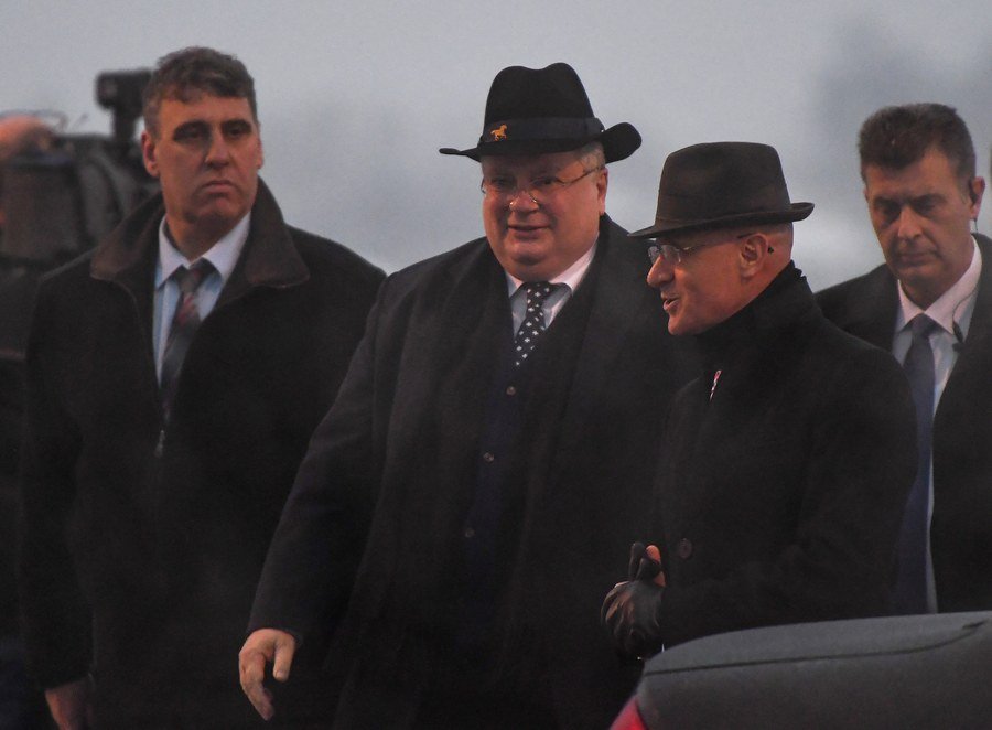 Προσγειώθηκε στα Σκόπια ο Νίκος Κοτζιάς -Ιστορική επίσκεψη, κρίσιμες συναντήσεις [εικόνες] | iefimerida.gr 7