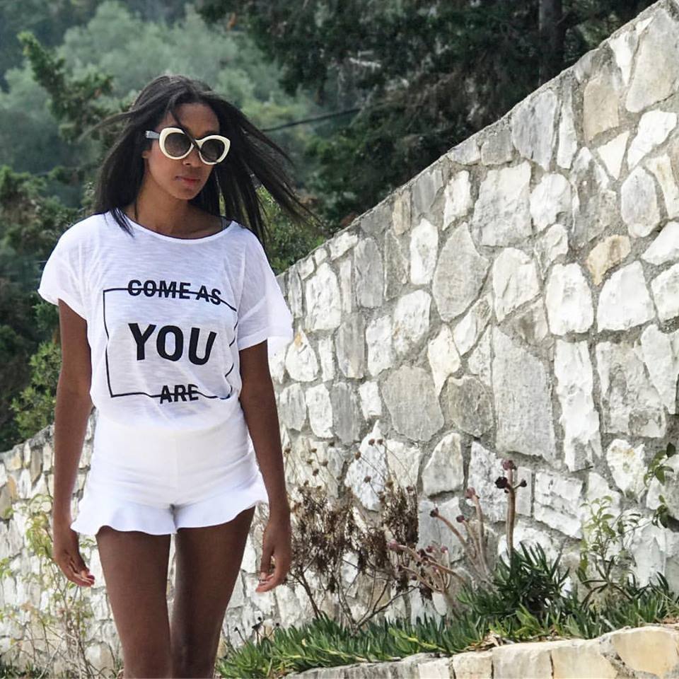 Survivor 2: Αυτή είναι η Ινδή σύντροφος του Τεό Θεοδωρόπουλου [εικόνες] | iefimerida.gr 3