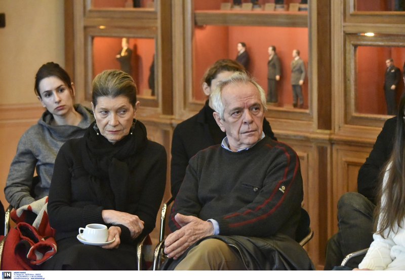 Πρωτοβουλία καλλιτεχνών-Καμίνη κατά της δημόσιας χρήσης & διακίνησης ναρκωτικών [εικόνες] | iefimerida.gr 2