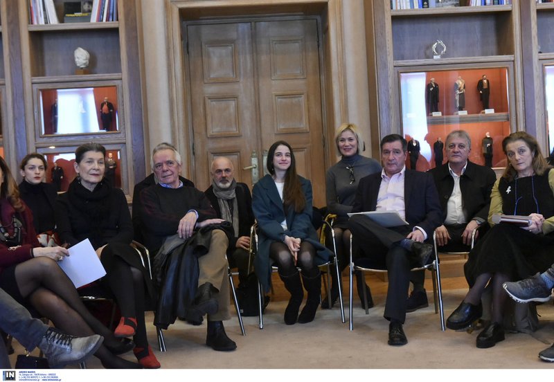 Πρωτοβουλία καλλιτεχνών-Καμίνη κατά της δημόσιας χρήσης & διακίνησης ναρκωτικών [εικόνες] | iefimerida.gr 0