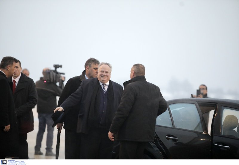 Προσγειώθηκε στα Σκόπια ο Νίκος Κοτζιάς -Ιστορική επίσκεψη, κρίσιμες συναντήσεις [εικόνες] | iefimerida.gr 1