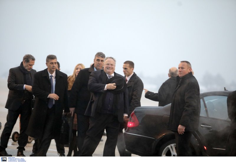Προσγειώθηκε στα Σκόπια ο Νίκος Κοτζιάς -Ιστορική επίσκεψη, κρίσιμες συναντήσεις [εικόνες] | iefimerida.gr 0
