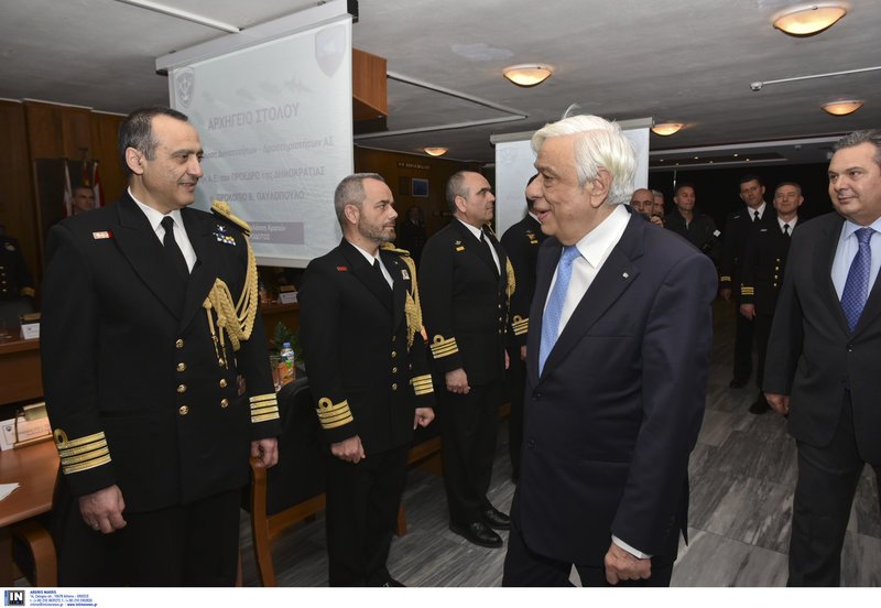 Ηχηρό μήνυμα Παυλόπουλου στην Τουρκία: Θα υπερασπιστούμε τα σύνορά μας -Δεν υπάρχουν γκρίζες ζώνες στο Αιγαίο [εικόνες] | iefimerida.gr 4