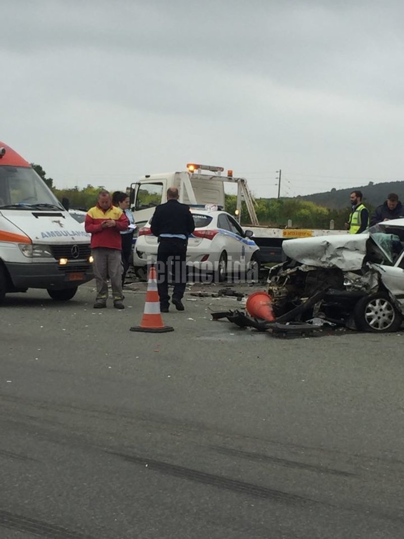 Αθηνών-Λαμίας: Νεκρός ο οδηγός που εμβόλισε τα 2 περιπολικά -Πήγαινε ανάποδα στην εθνική | iefimerida.gr 5