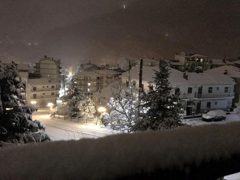 Ανοιξιάτικο χιόνι στη Φλώρινα -Το έστρωσε κανονικά, έφθασε τους 26 πόντους [εικόνες] | iefimerida.gr 4