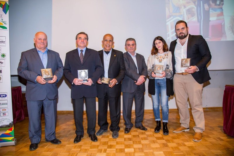 «Συμπολιτεία Ολυμπίας»: Βραβεύθηκαν 9 θρύλοι Ολυμπιονίκες της πάλης -Από τον Μυγιάκη ως τον Χολίδη [εικόνες] | iefimerida.gr 1