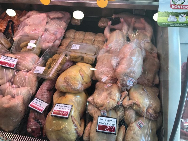 Πριν από ένα χρόνο ήταν με κοστούμι σε φαρμακευτική, σήμερα κρεοπώλης στην Καλλιθέα [εικόνες & βίντεο] | iefimerida.gr 5