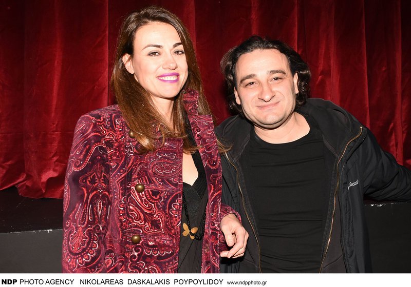 Βασίλης Χαραλαμπόπουλος: Ο λόγος που έμεινε για λίγο χώρια από τη γυναίκα του [εικόνες] | iefimerida.gr 0