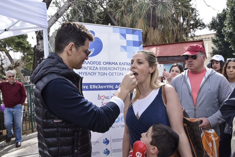 Ο Σάκης Ρουβάς στον Μαραθώνιο Ναυπλίου -Για καλό σκοπό [εικόνες] | iefimerida.gr 2