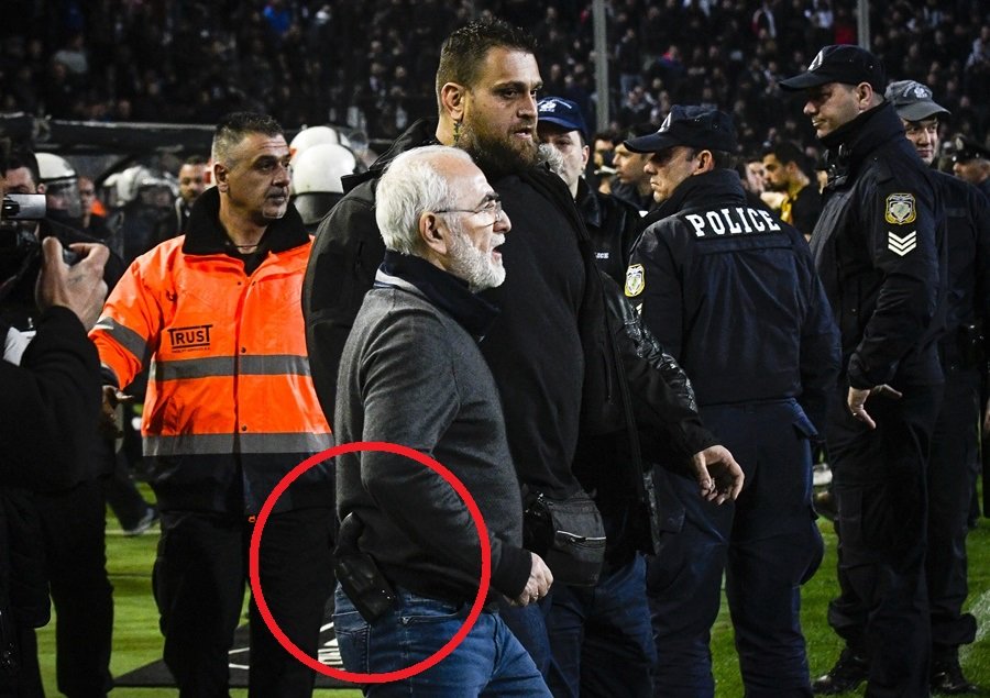 Χάος στην Τούμπα -Ο Σαββίδης, το όπλο, οι αποφάσεις του διαιτητή & ένα πρωτάθλημα στον αέρα | iefimerida.gr 4