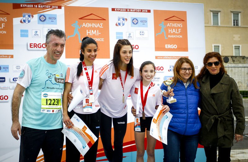 Ημιμαραθώνιος Αθήνας: Για αυτή τη 12χρονη μιλούν όλοι -Βγήκε 3η στα 5 χλμ! [εικόνες] | iefimerida.gr 8