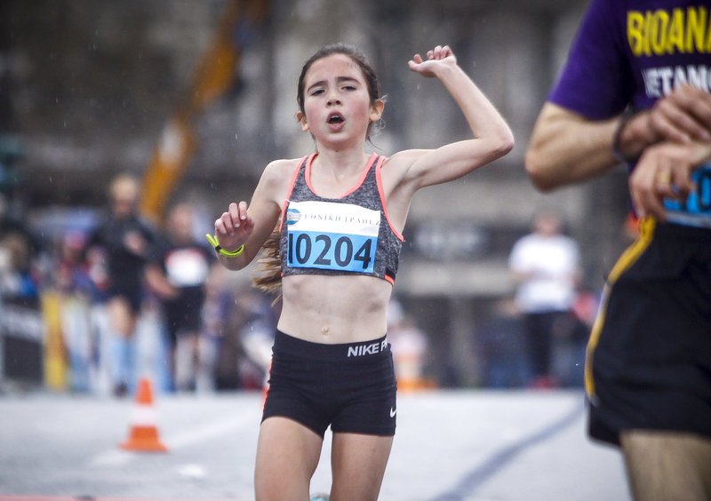 Ημιμαραθώνιος Αθήνας: Για αυτή τη 12χρονη μιλούν όλοι -Βγήκε 3η στα 5 χλμ! [εικόνες] | iefimerida.gr 1