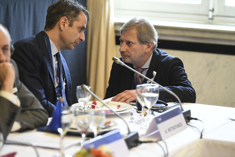 Ο Μητσοτάκης επιμένει στο ζήτημα των στρατιωτικών: Θέτει σε κίνδυνο κεκτημένα δεκαετιών | iefimerida.gr 3