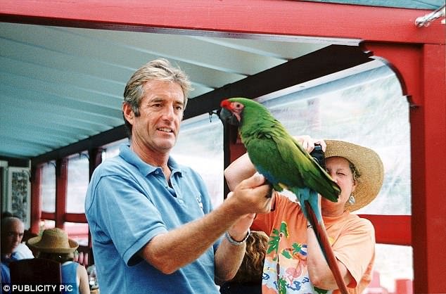 Ο ζάμπλουτος πεθερός της Πίπα Μίντλετον που κατηγορείται ως παιδεραστής -Πώς έβγαλε εκατομμύρια [εικόνες] | iefimerida.gr 3