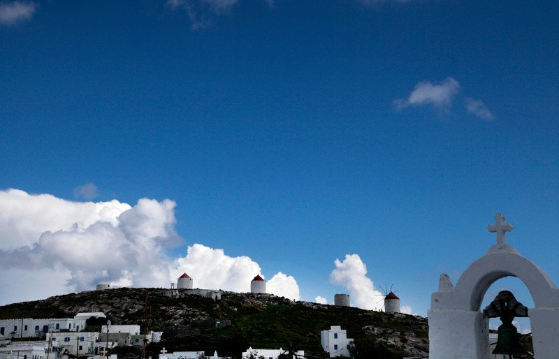 Σέριφος, Μάνη και Αμοργός στα ομορφότερα μεσογειακά καταφύγια για τους Financial Times | iefimerida.gr 1
