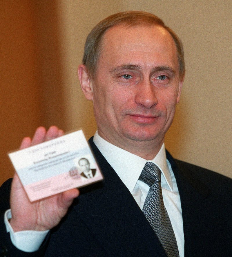 Η φρενήρης άνοδος του «τσάρου» Πούτιν -Από την KGB, απόλυτος άρχοντας στο Κρεμλίνο [εικόνες] | iefimerida.gr 5