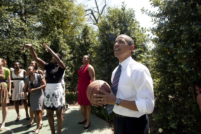 Πιτ Σόουζα, ο φωτογράφος του Ομπάμα: Δεν πήρε ποτέ τον εαυτό του πολύ σοβαρά, λέει για τον πρώην πρόεδρο [εικόνες] | iefimerida.gr 4