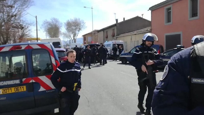 Νότια Γαλλία: Τζιχαντιστής κρατά ομήρους σε σούπερ μάρκετ -Δύο θύματα | iefimerida.gr 6