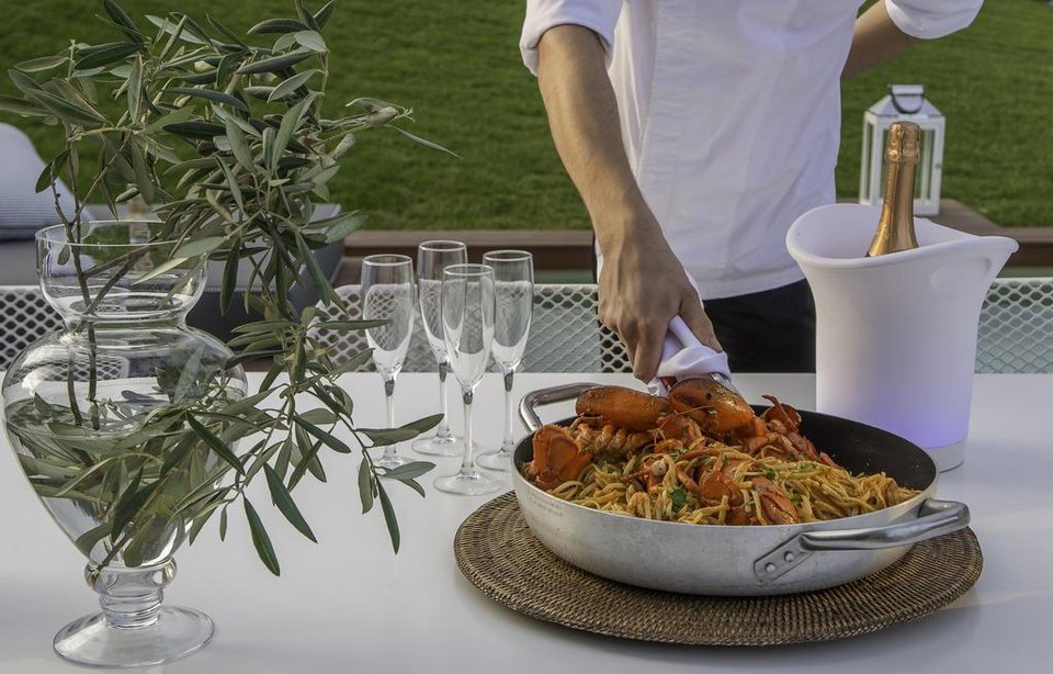 Οσκαρ 2018: Ενα ταξίδι στην Ελλάδα ανάμεσα στα δώρα των φετινών βραβείων -Σε αυτή την υπερπολυτελή βίλα στη Χαλκιδική [εικόνες] | iefimerida.gr 10