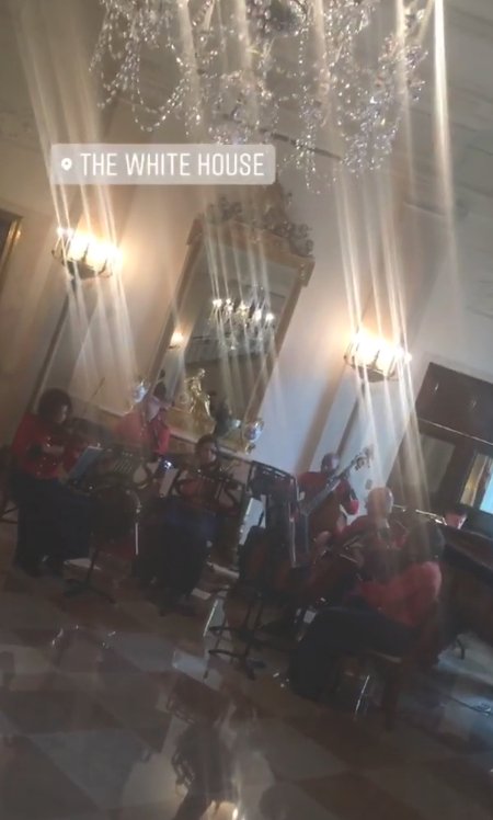 Τα κρύα αστεία του Τραμπ στη γιορτή που έκανε στον Λευκό Οίκο για την 25η Μαρτίου [εικόνες] | iefimerida.gr 1