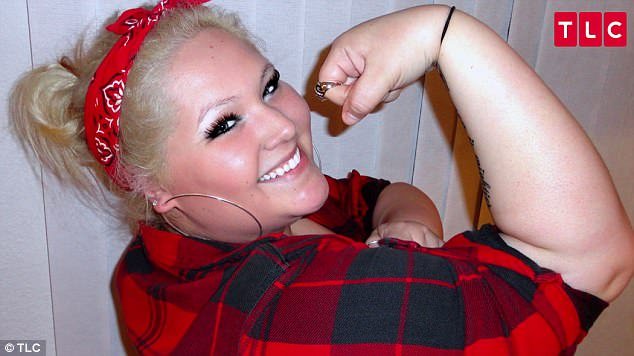 Νεαρή έχασε 90 κιλά και το χαλαρωμένο δέρμα στην κοιλιά της σχηματίζει σακούλα [εικόνες] | iefimerida.gr 0